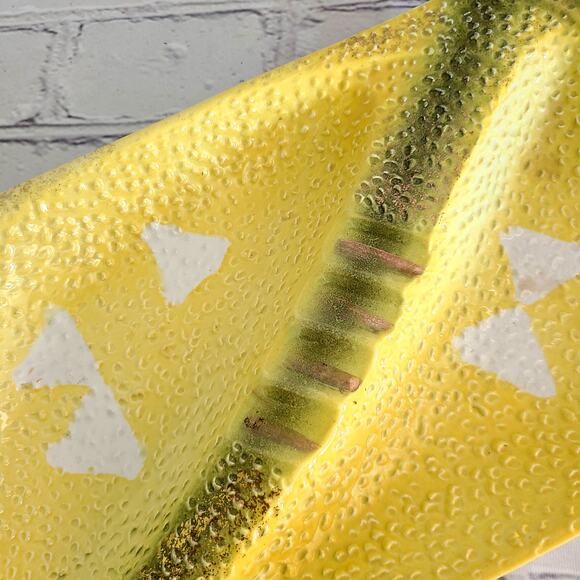 Vintage Mid-Century Atomic Yellow Ashtray-Retro Ceramic MCM Decor-MCM Ashtray - Picture 2 of 5